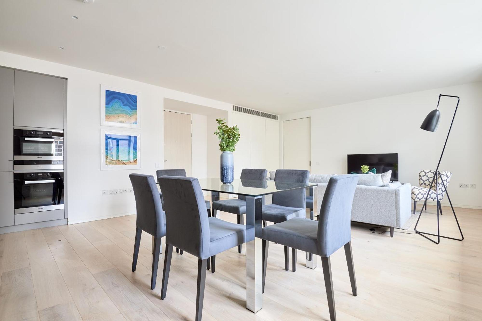 Sonder Oxford Circus Aparthotel London Room photo