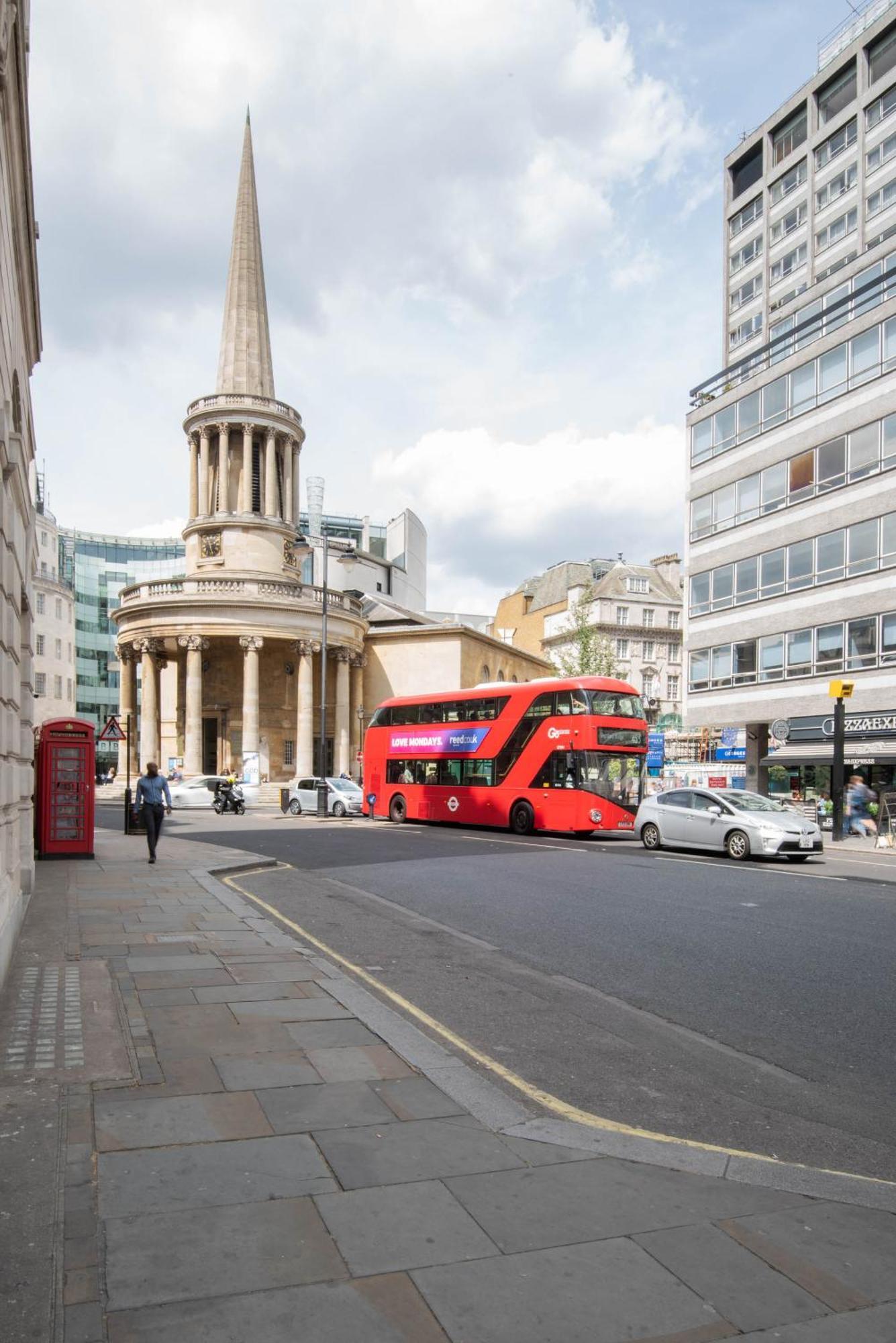 Sonder Oxford Circus Aparthotel London Exterior photo